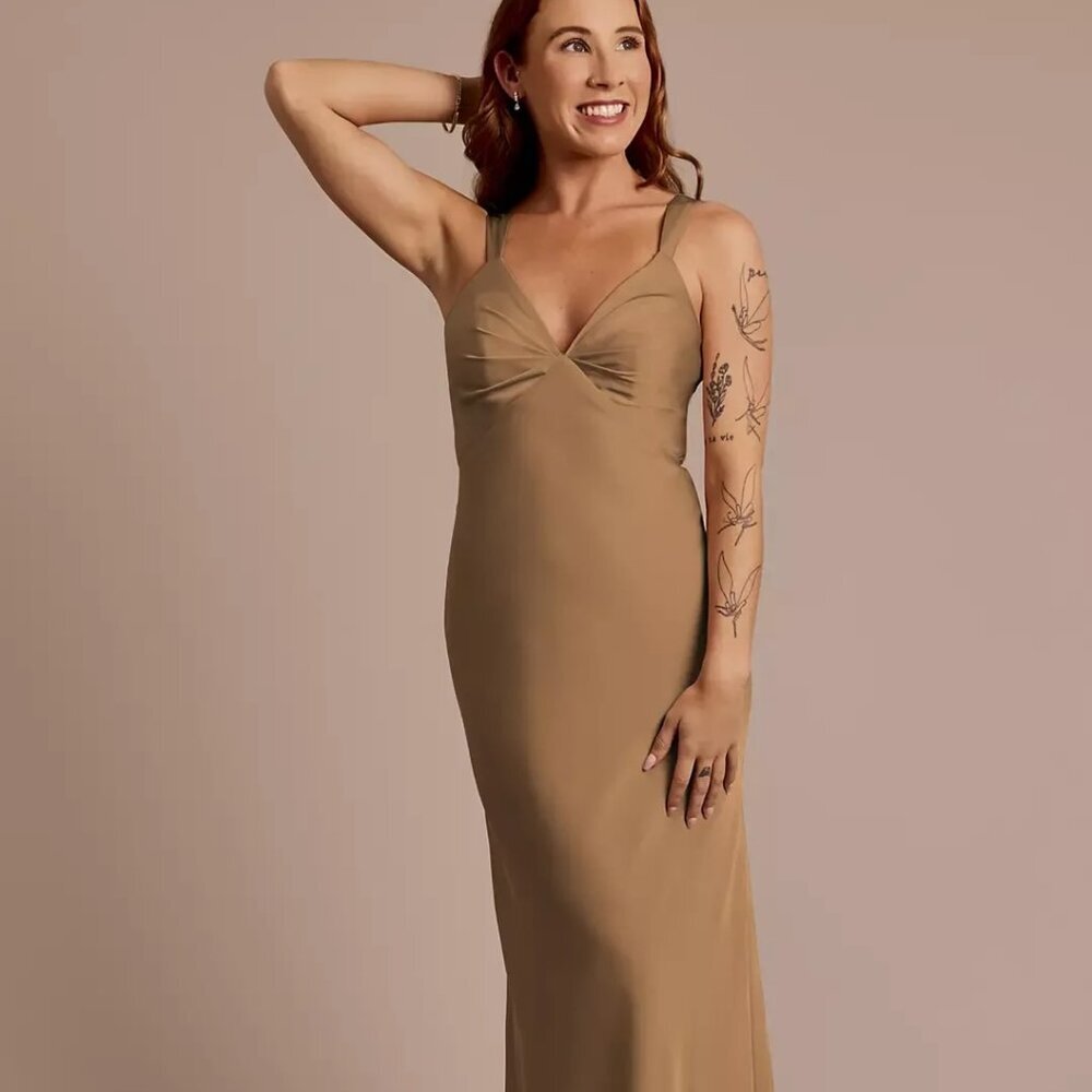 David's Bridal Bias V-Neck Tank Sheeth Long Dress | Matte Satin Size 4 Latte - Picture 2 of 5